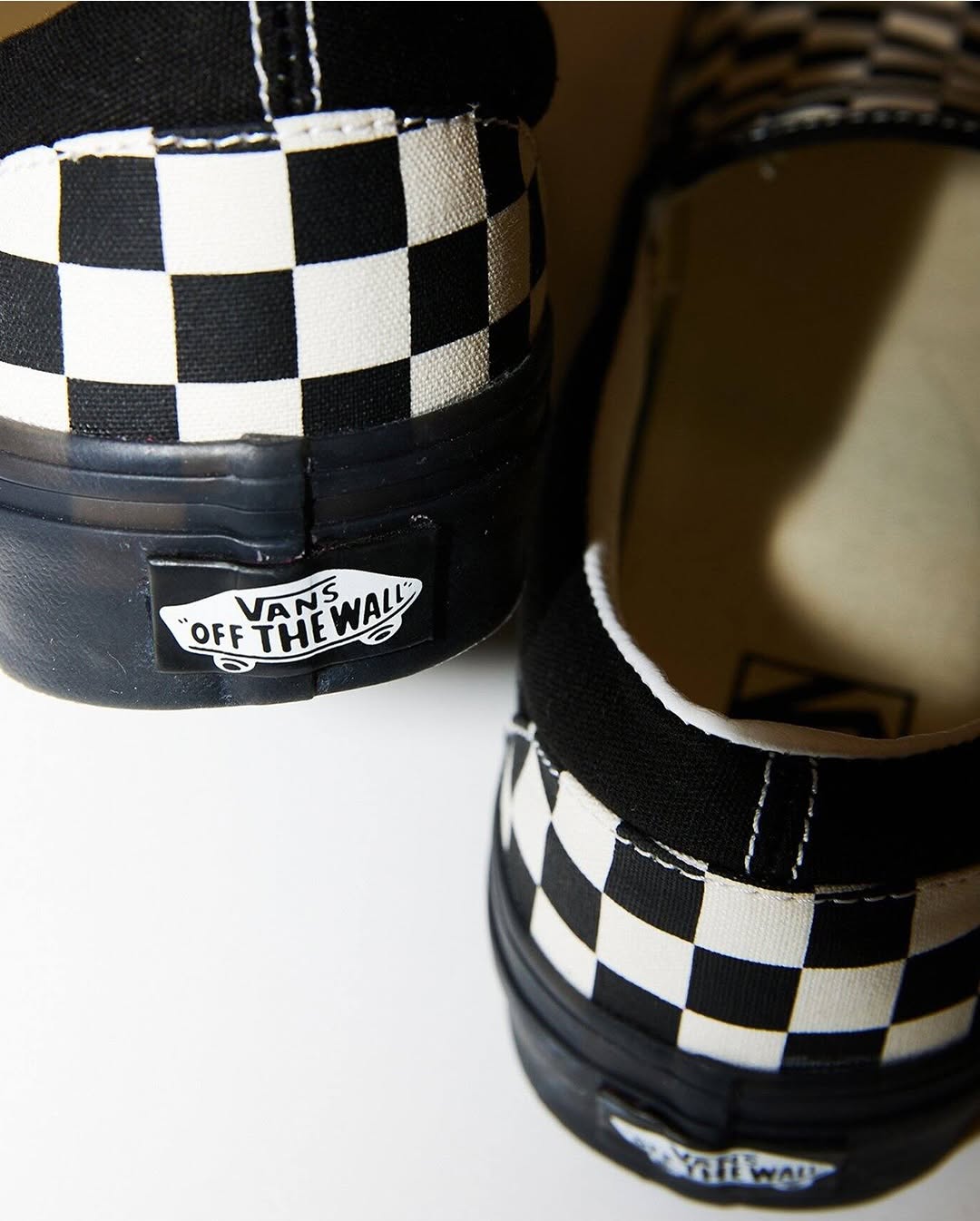 国内 JOURNAL STANDARD 限定】VANS SLOP-ON Checker Board “The Color