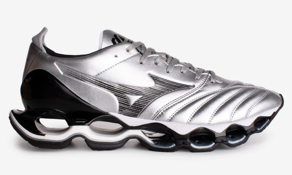 2026年 2/27 発売】Mizuno WAVE PROPHECY MORELIA NEO “Silver