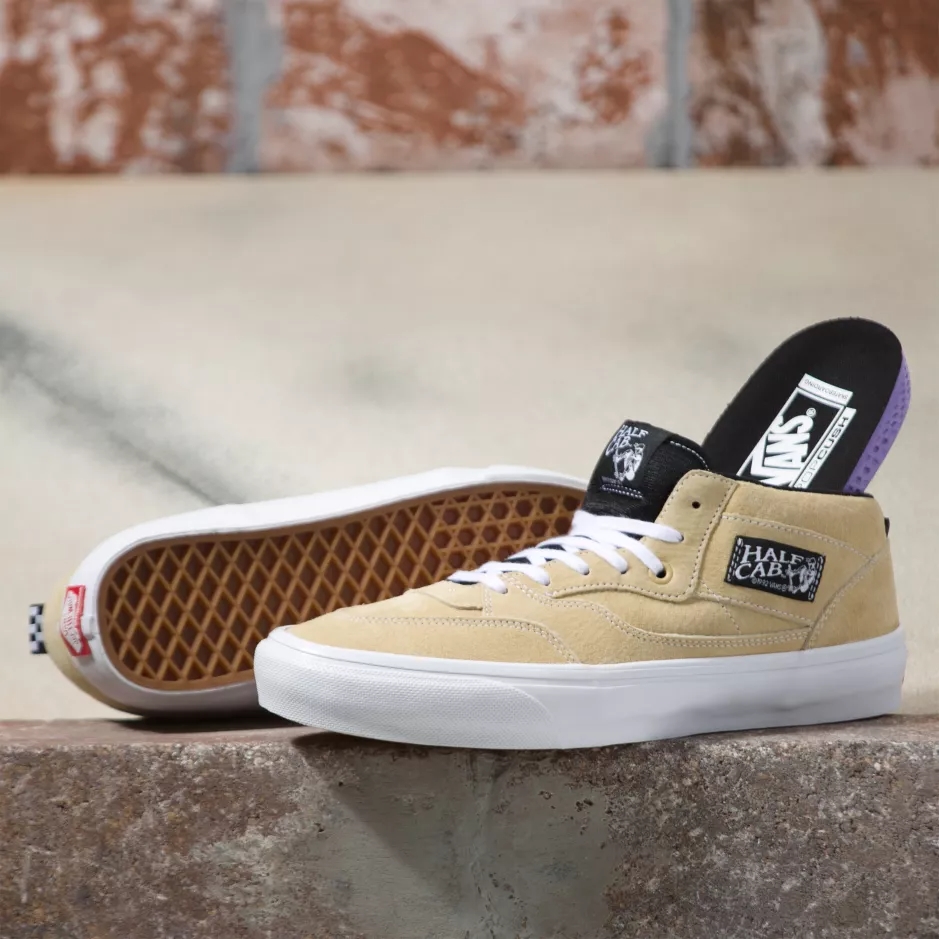 VANS HALF CAB” 30周年を記念した “VANS HALF CAB 92″が海外発売