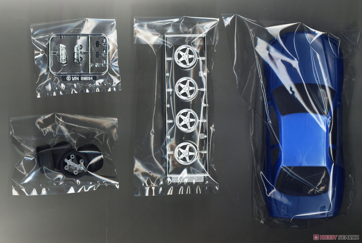 スカイラインGT-R (BNR34型) ニスモパーツ付き (プラモデル) - ホビー