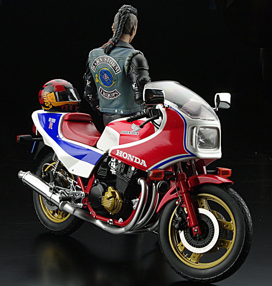 キリン モヒ＋CB1100R改 (フィギュア) - ホビーサーチ フィギュア