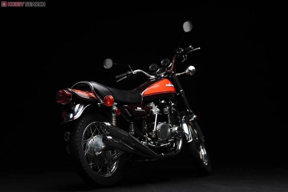 り**様 マルサン6／1スケール ミュージアムモデル Kawasaki 750R り