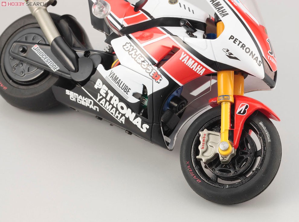 ミニッツモトレーサーYAMAHA YZR-M1 2011 No.1 世界GP参戦50周年記念