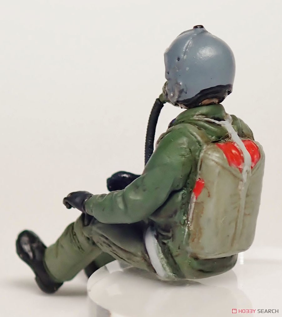 航空自衛隊 支援戦闘機 F-1 パイロットフィギュア付き (プラモデル