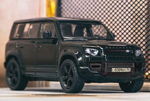 Land Rover Defender 110 Black Metallic (ミニカー) - ホビーサーチ