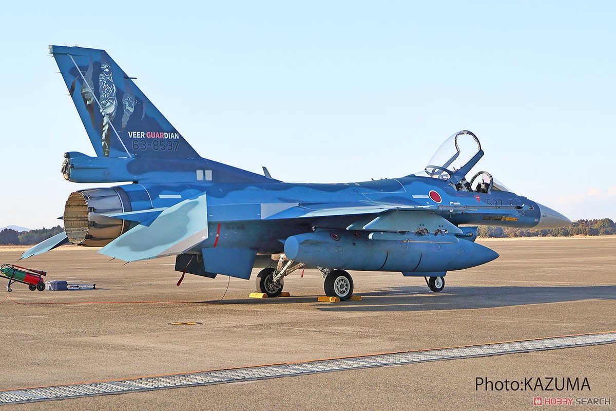 ハセガワ 1/48 F-2B 