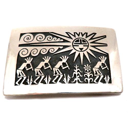 バックル ホピ族製作の オーバーレイ・シルバーバックル