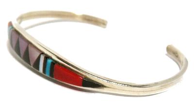 インディアンジュエリー ズニ族のブレスレット・バングル
