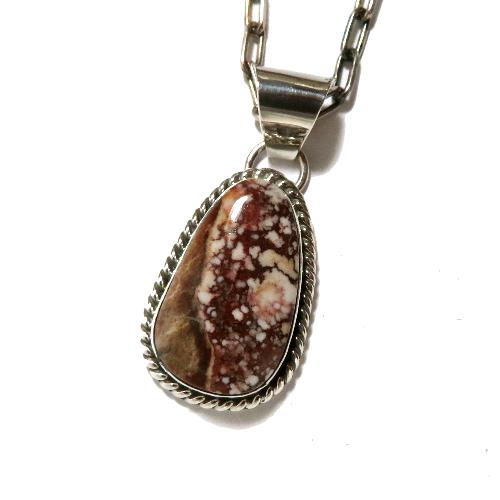 インディアンジュエリーペンダント ナバホ族 アーチスト