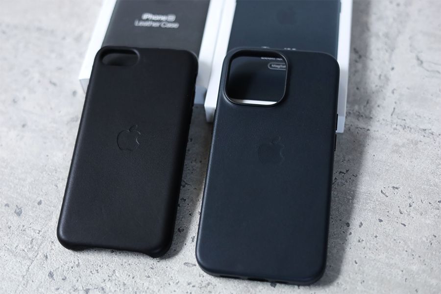 iPhone 13 Pro Apple純正レザーケース レビュー(ミッドナイト)ケースに