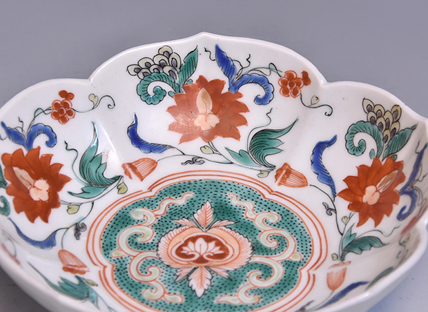 大聖寺伊万里 染錦 窓絵 葉唐草の図 向付 2客 D686AS-BDu 大聖寺