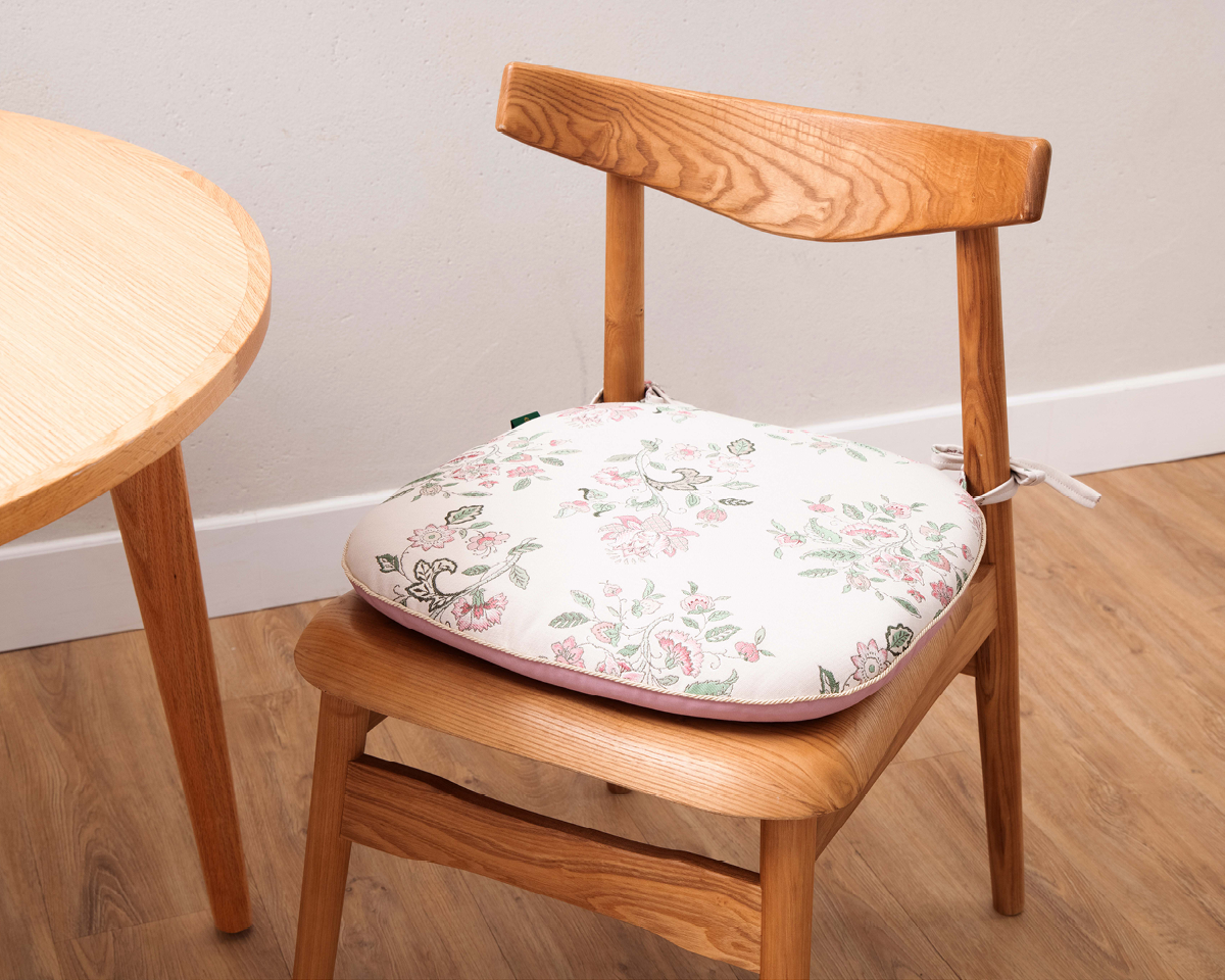 ダイニングシートクッション（リビングアクセサリー）｜MINTON