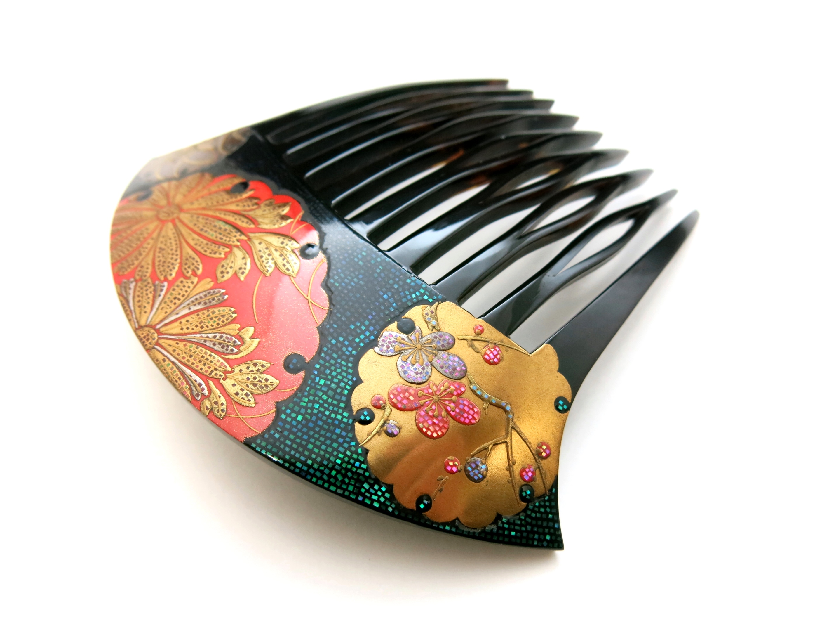 大変見事なべっ甲螺鈿金蒔絵の櫛｜雪輪に梅、菊、蘭文様。今日、殆ど