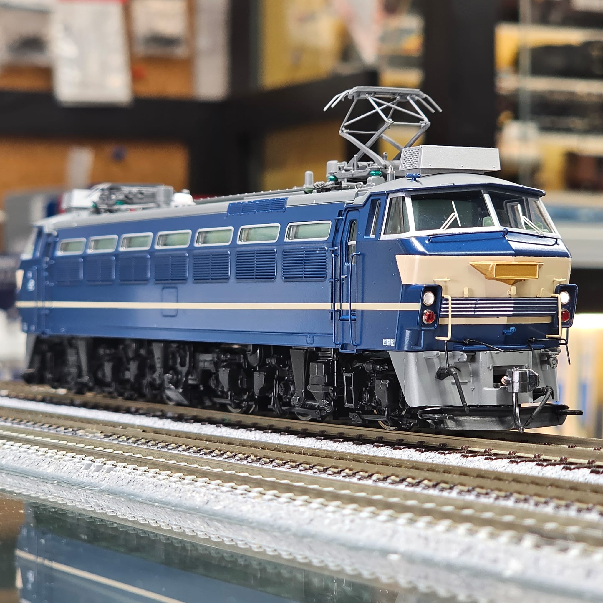 TOMIX HO-2034 JR EF66-0形電気機関車(27号機) - Khaho Store 咔好鐵道