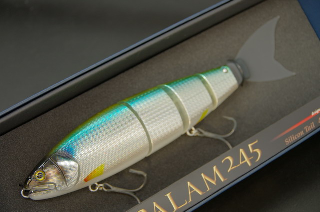 マドネスジャパン バラム245（MADNESS JAPAN BALAM 245） 【シーバス