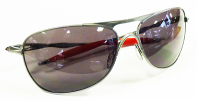 OAKLEY&DUCATIダブルネームモデル