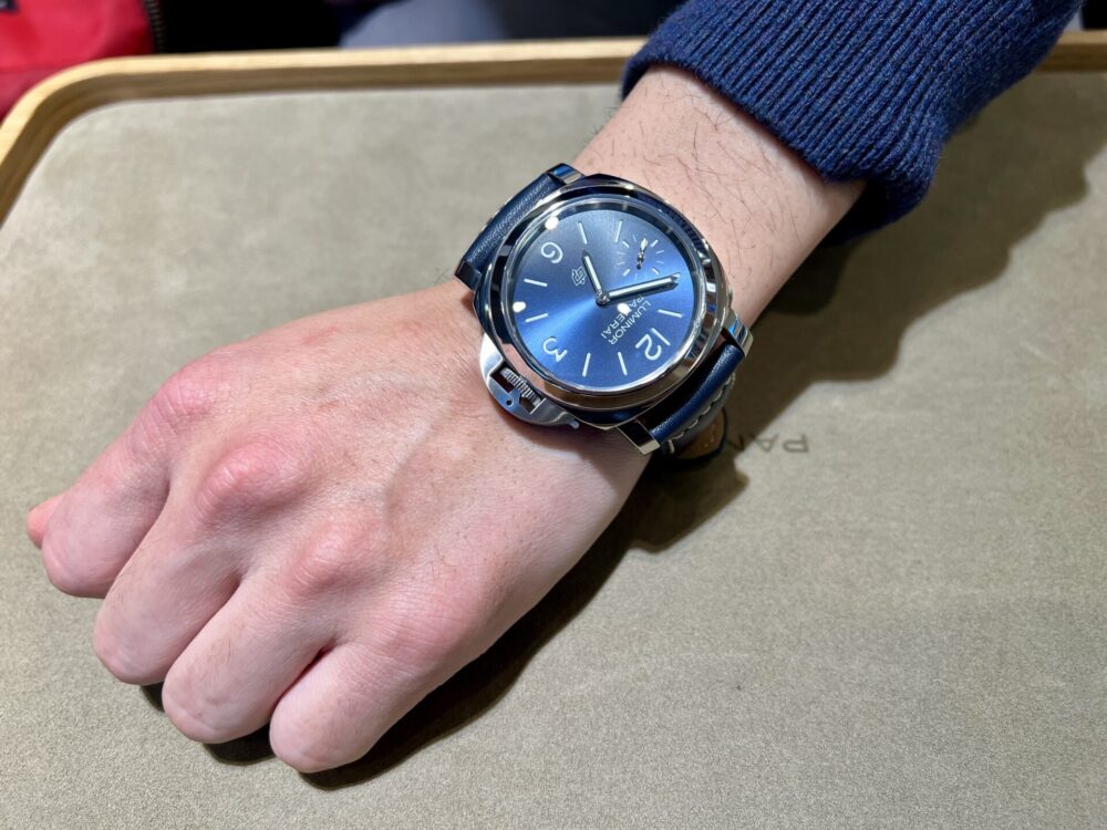 パネライ 】M様の初機械式腕時計は、PAM01085 ルミノール ブル マーレ