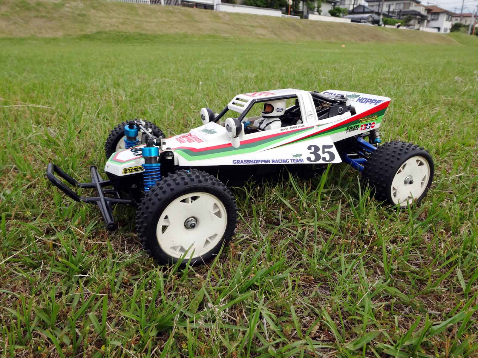 四独グラスホッパーにブラシレスモーターを搭載！
