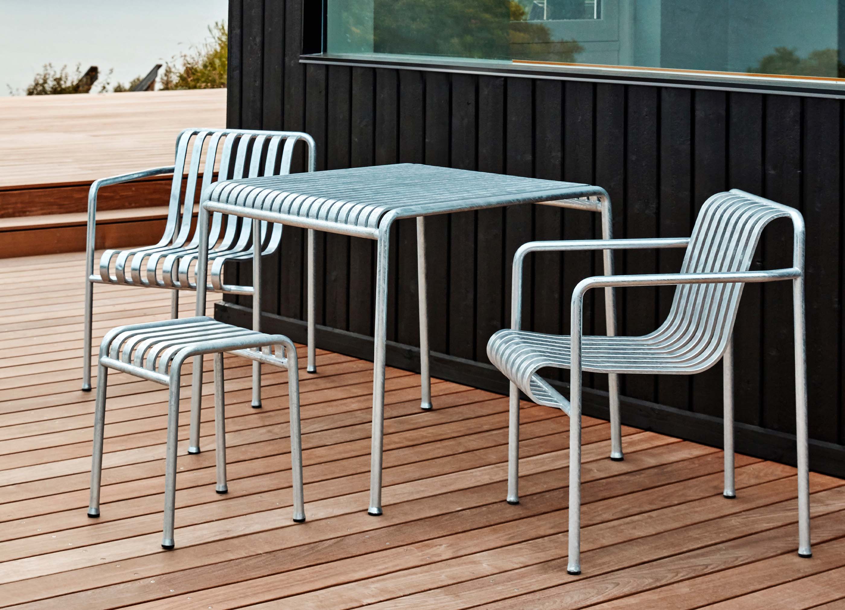PALISSADE DINING ARM CHAIR - HOT GALVANISED - チェア | 【公式】HAY