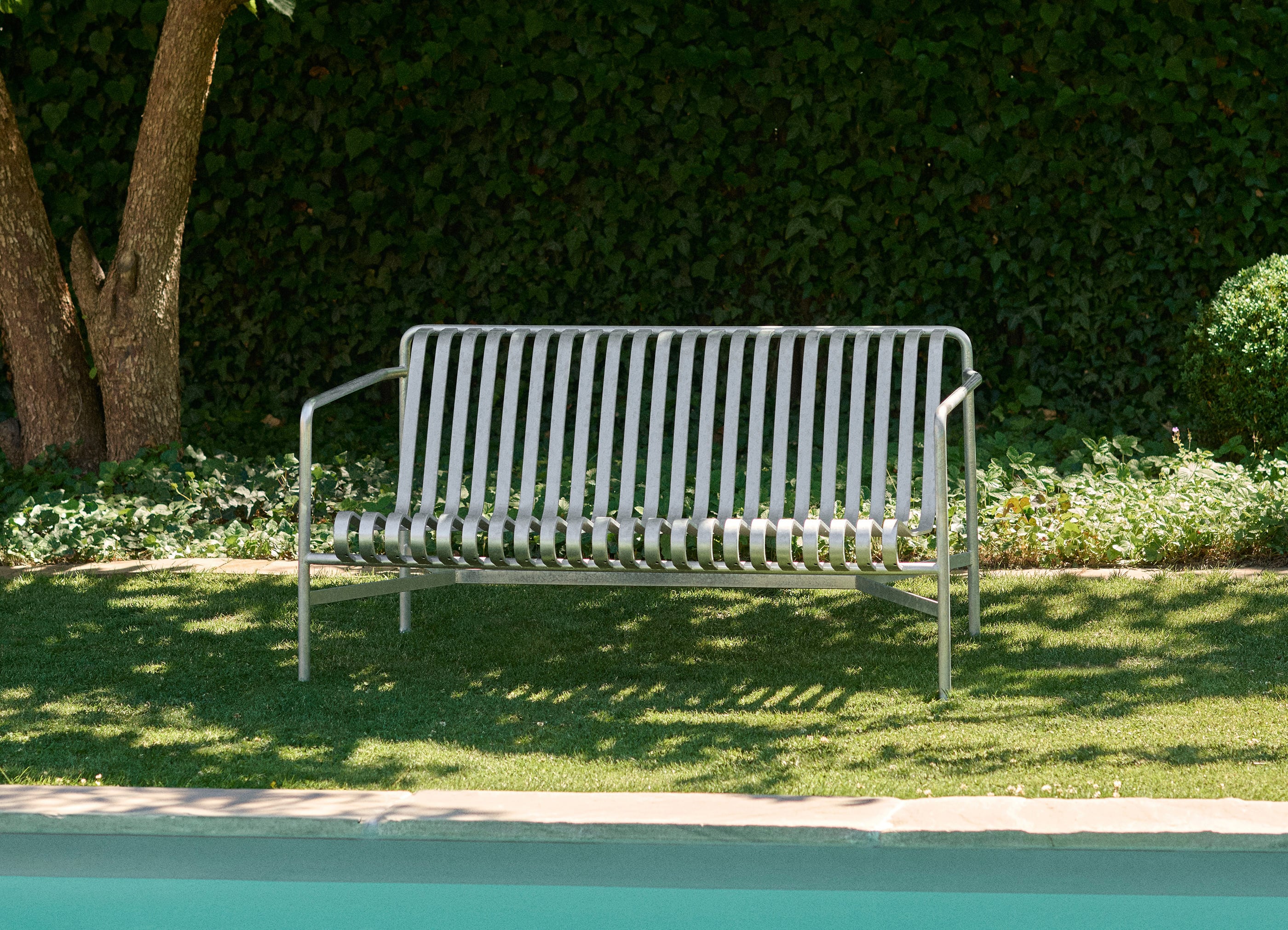 PALISSADE LOUNGE SOFA - HOT GALVANISED - ソファ | 【公式】HAY