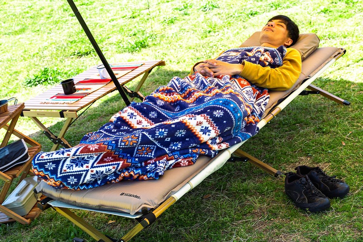 底付き感なし！厚さ8㎝で抜群の寝心地のインフレーターマット
