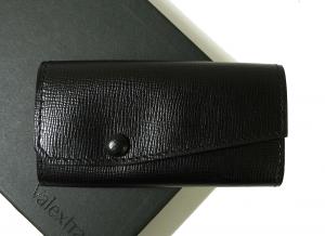 ヴァレクストラ 6連キーケース（ホワイト） - インポートブランド