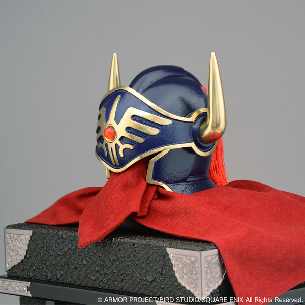 兜は本物の青銅製！『ドラクエ』伝説のロト装備が“五月人形”として商品