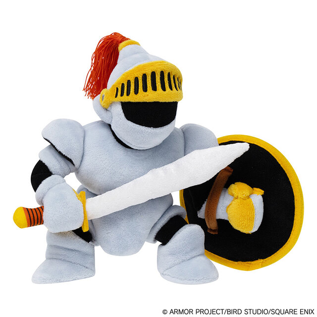 ドラクエ』より「さまようよろい」や「ひとくいばこ」などのぬいぐるみ