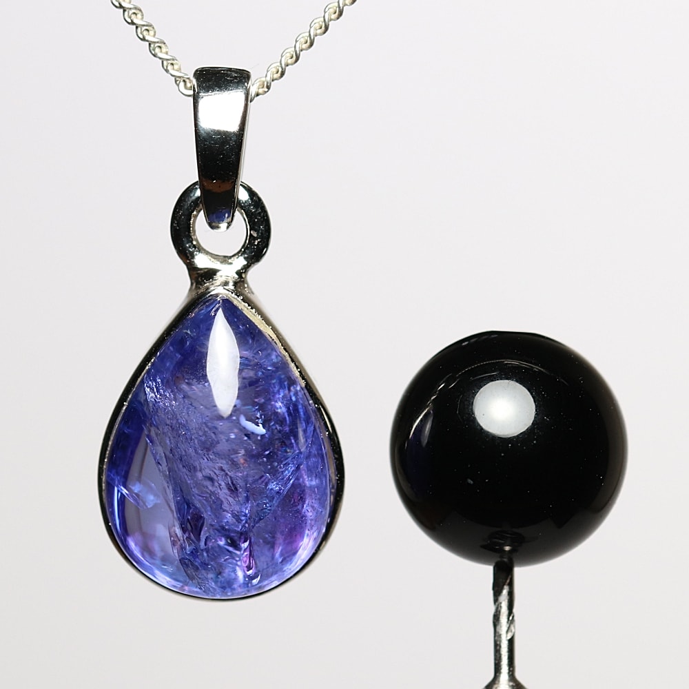 トップクォリティ] 宝石質タンザナイトペンダントトップ（シルバー925