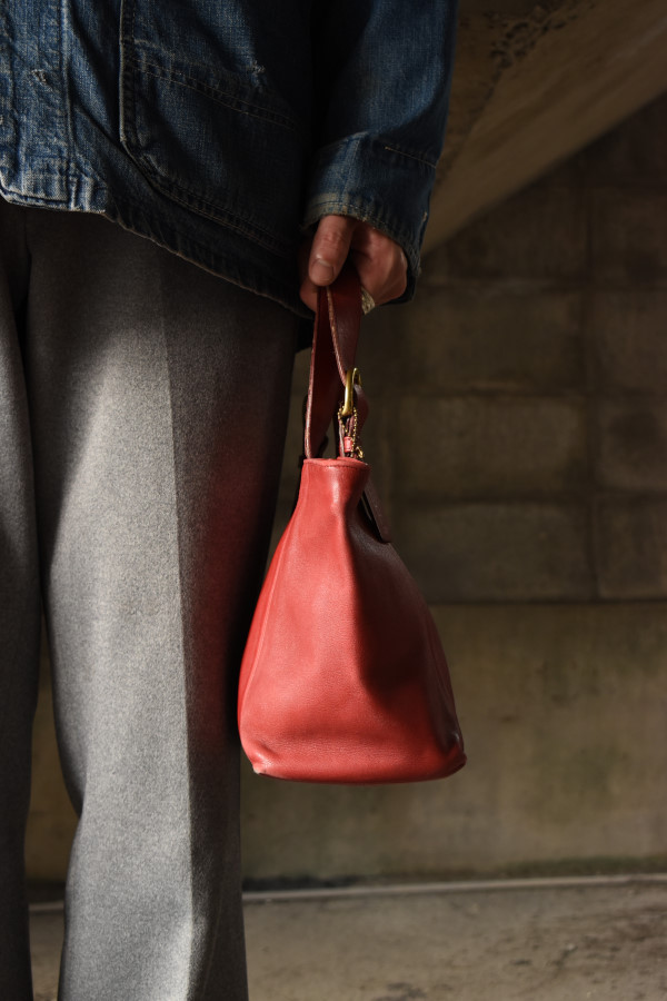 90's old COACH leather bag