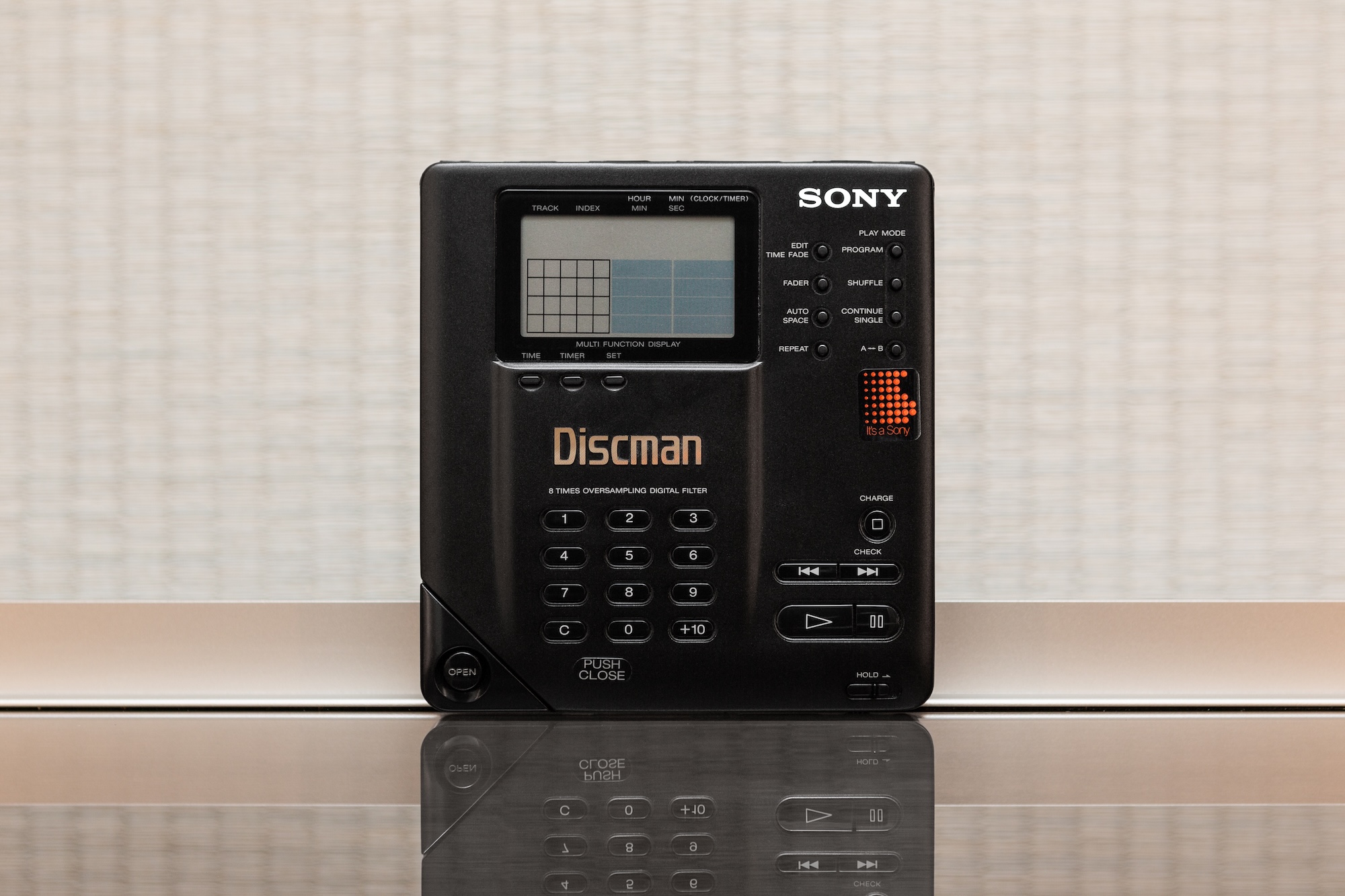 SONY HIGH-END DISCMAN D-350/D-35 PORTABLE CD PLAYER - Iconostasio