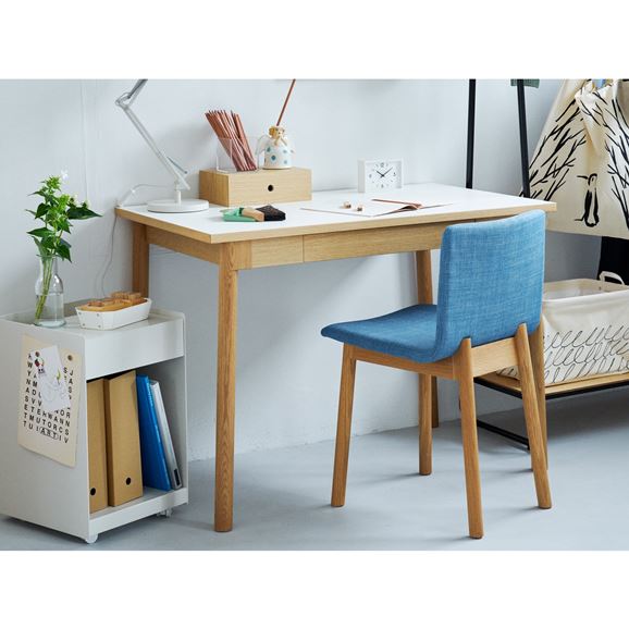 STILT TABLE 1200 Natural｜ダイニングテーブル｜IDEE SHOP Online