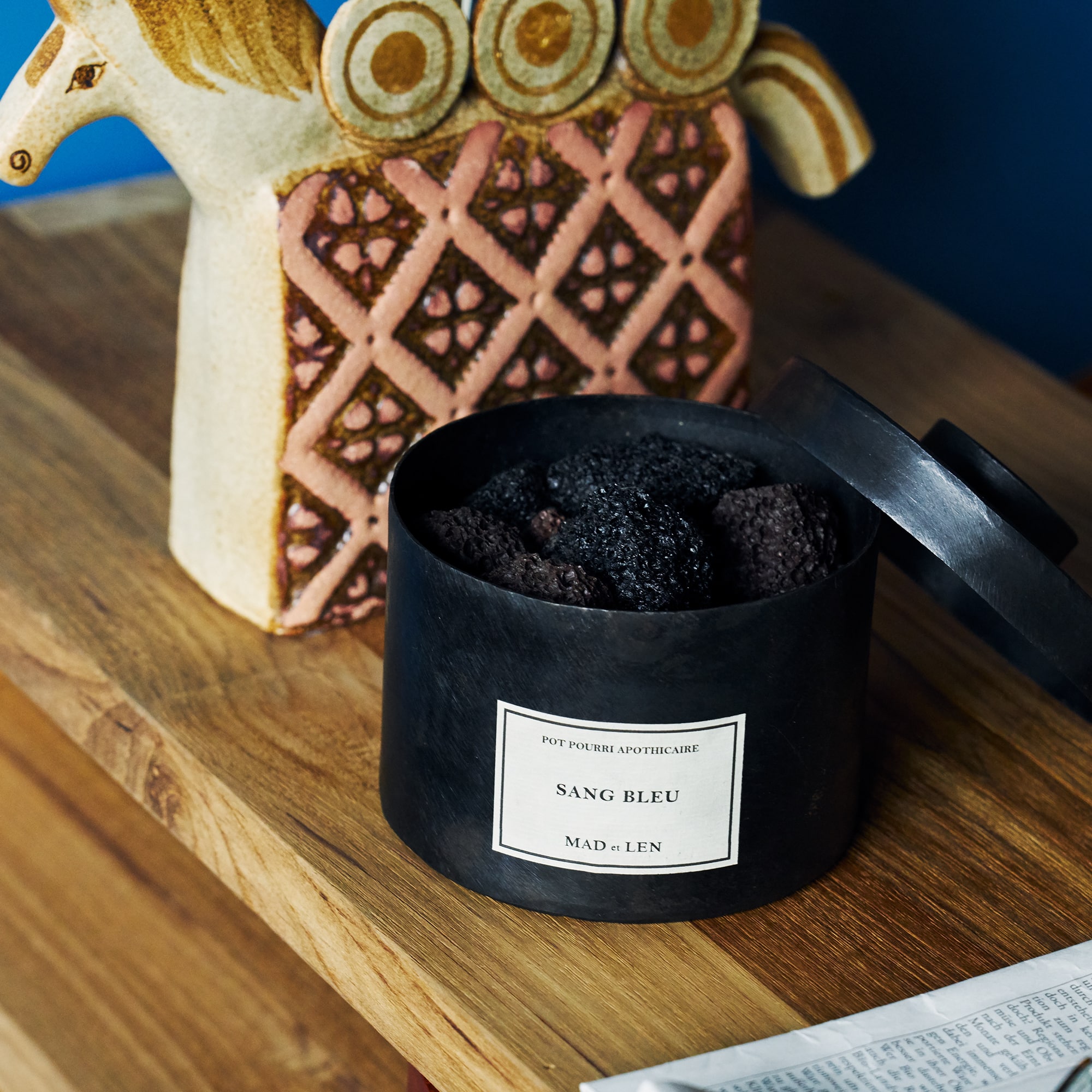 MAD et LEN POT LAVA ROCK HUMUS｜これまでに販売した商品｜IDEE SHOP