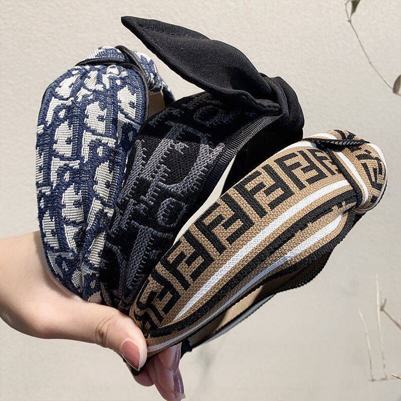 ハイブランド fendi 髪飾り 韓国風 カチューシャ 少女感 ディオール