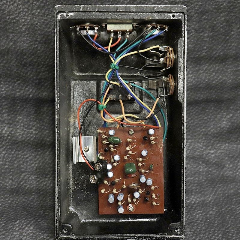 Univox VINTAGE Super Fuzz Black mid70's ｜イケベ楽器店オンラインストア