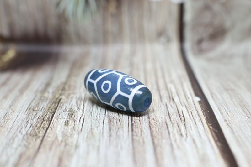 老玉髄天珠 亀甲長壽九眼天珠 - 石縁パワーストーン専門店