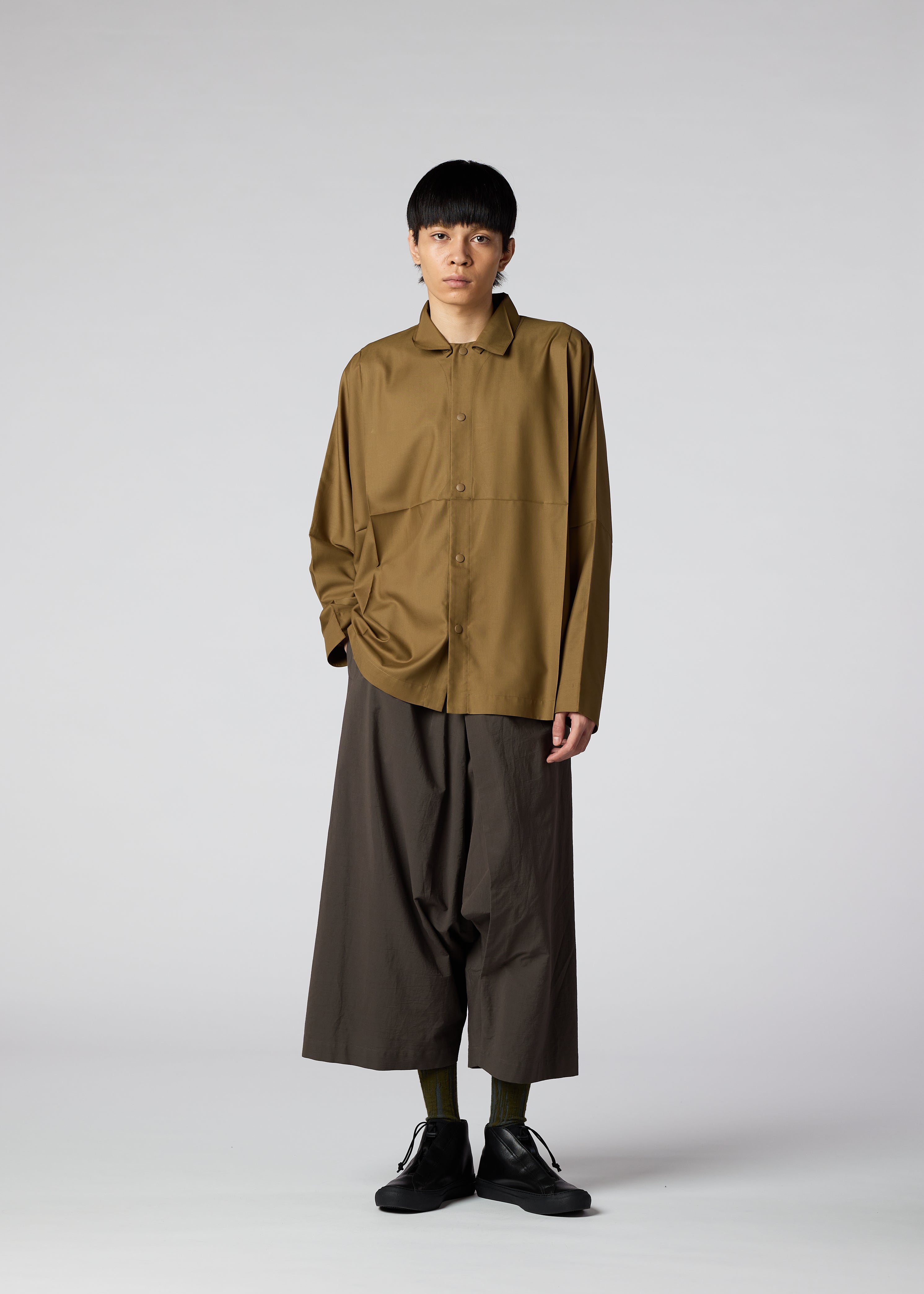 COMPACT SHIRT – isseymiyake.com