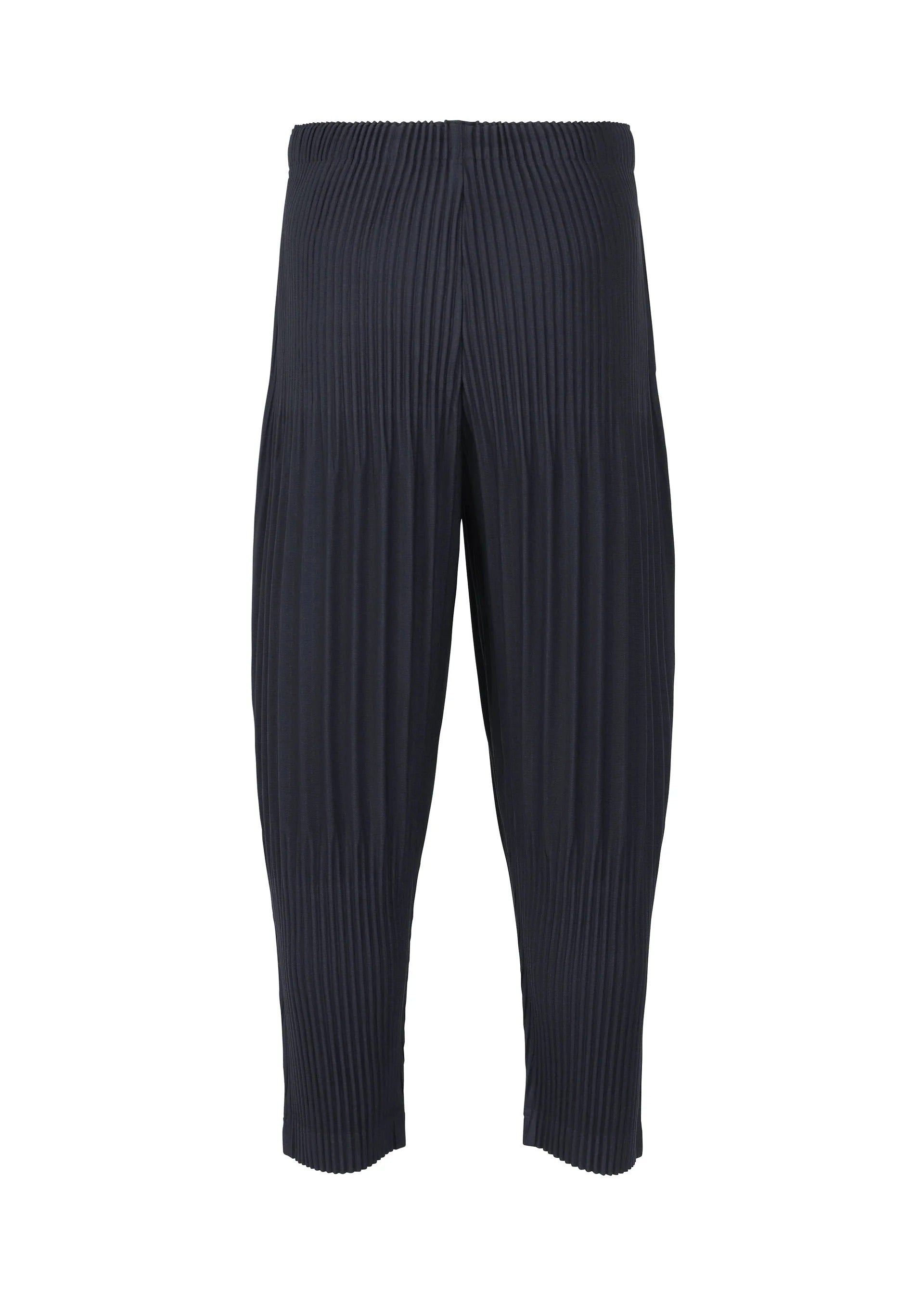 BASICS – isseymiyake.com