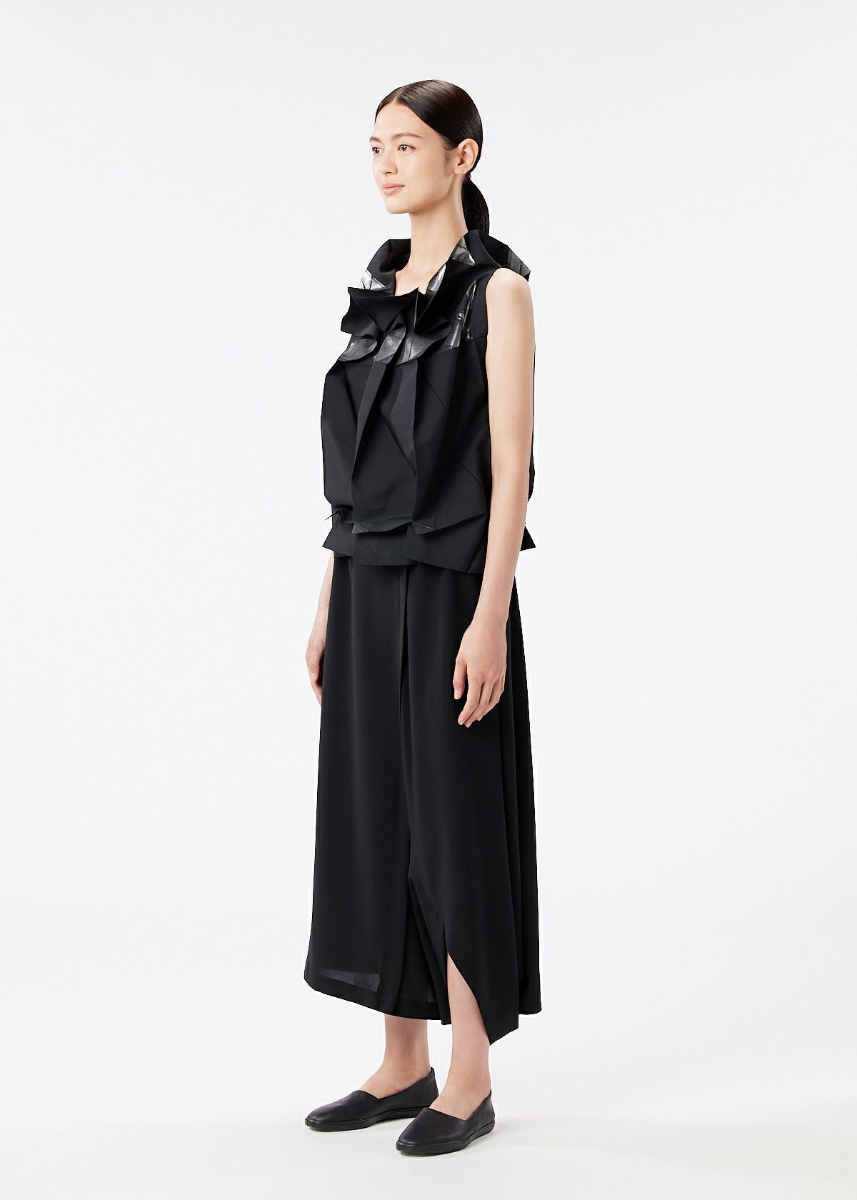 132 5. STANDARD – isseymiyake.com