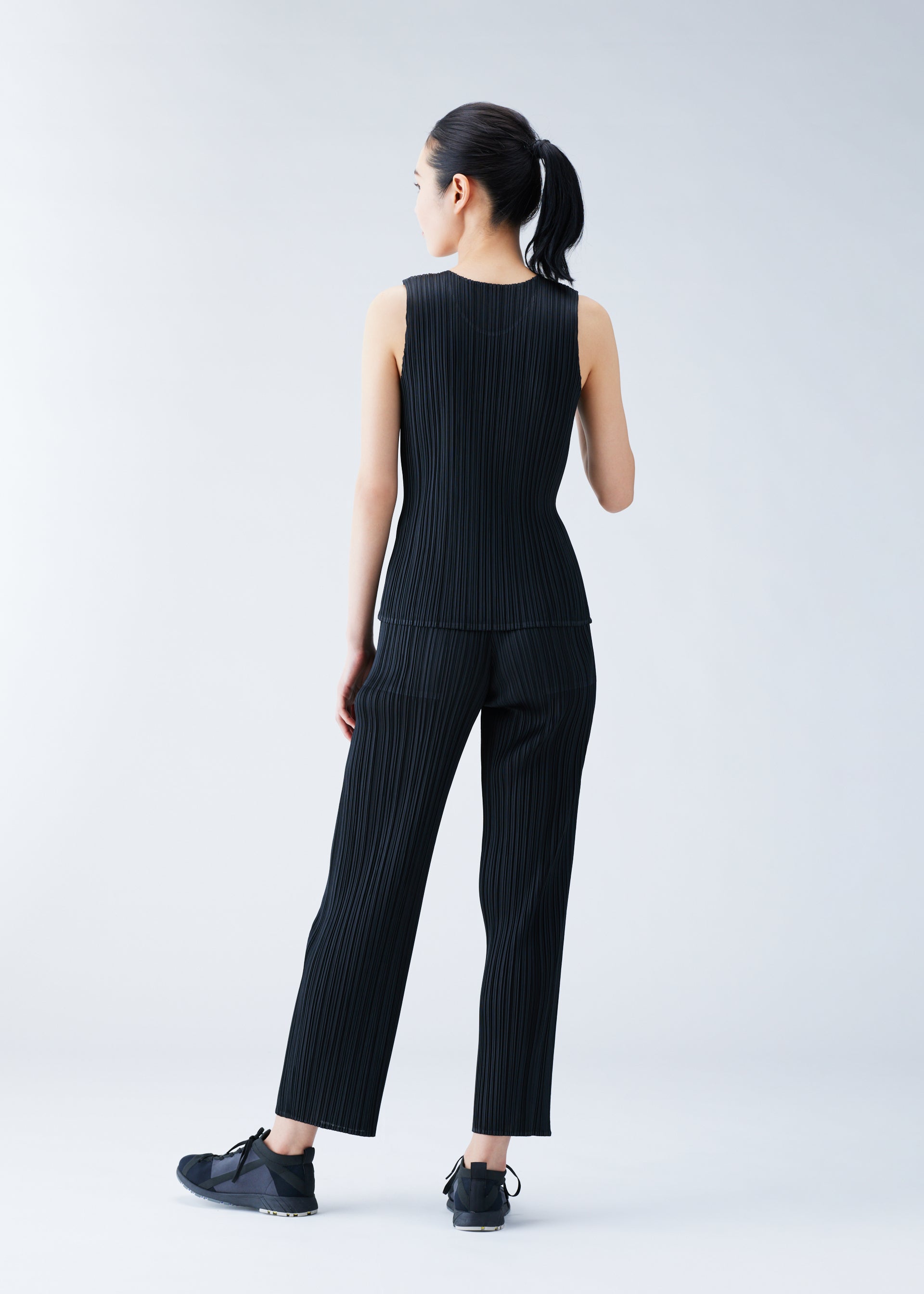 ISSEY MIYAKE プリーツプリーズパンツ