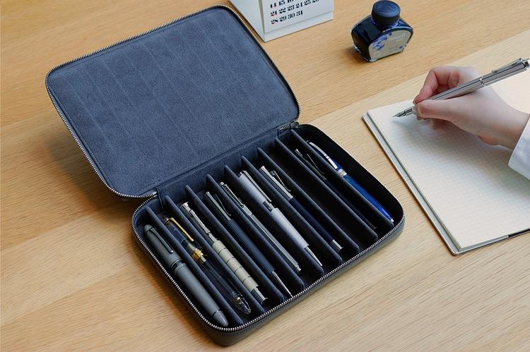 新製品】とっておきの筆記具を収める、美しいコレクションケース