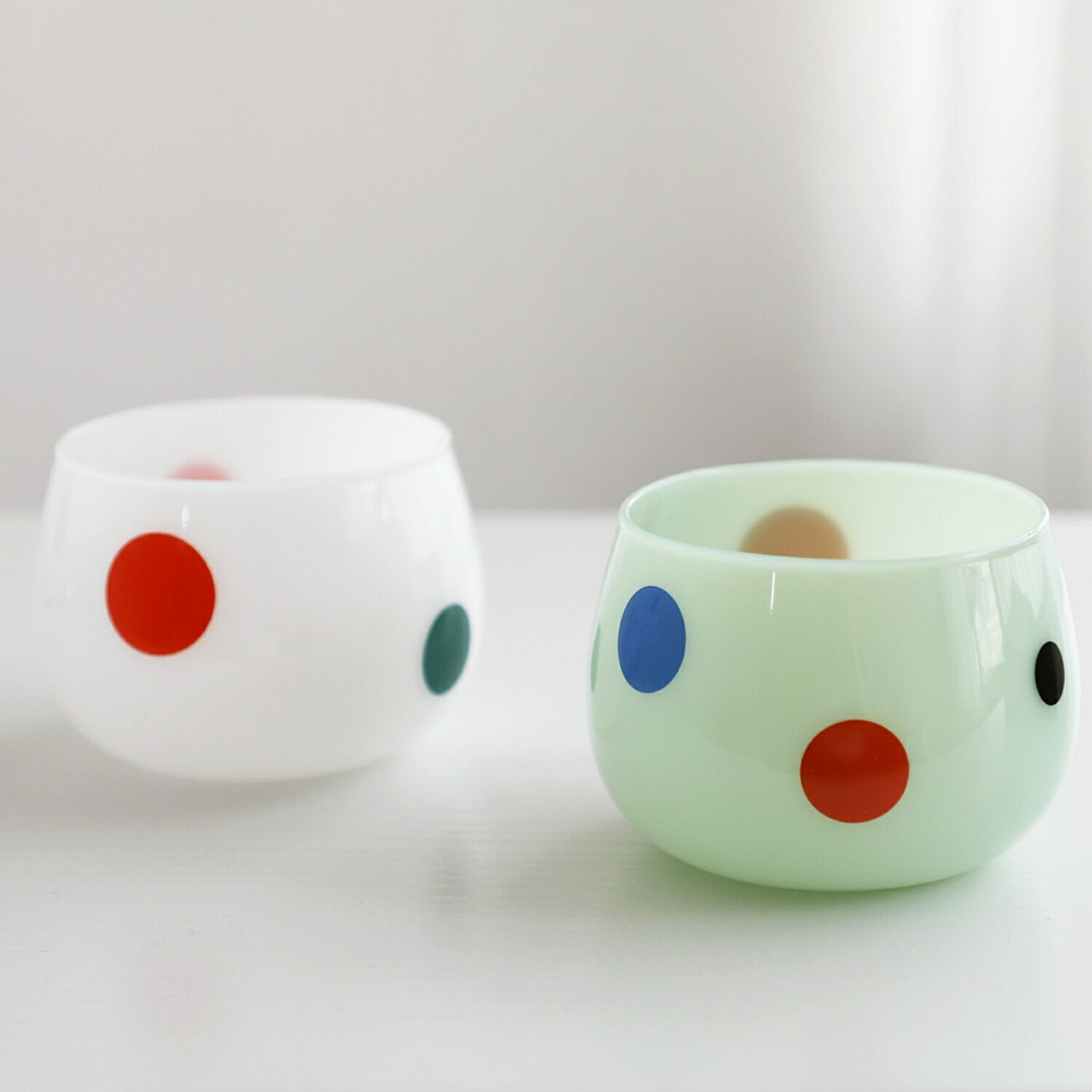 玉石のコップ 3個セット 玉石のコップ 3個セット