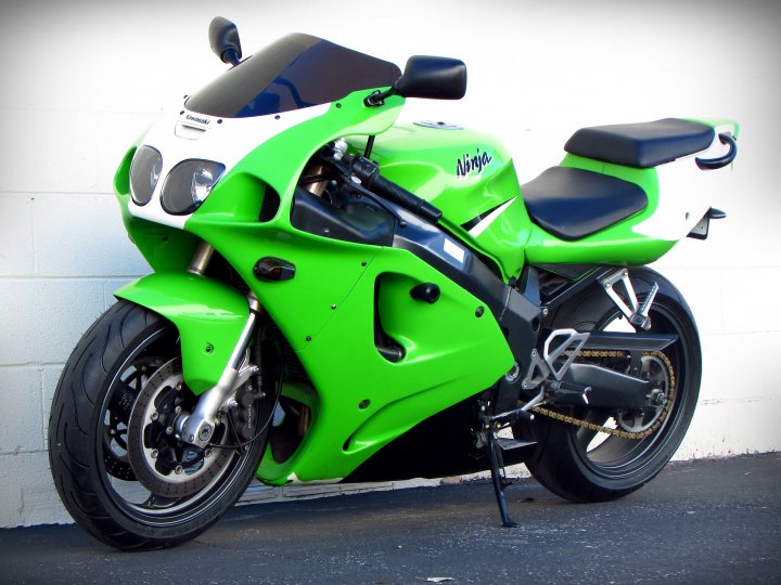 2001 Kawasaki Ninja ZX-7R For Sale • J&M Motorsports