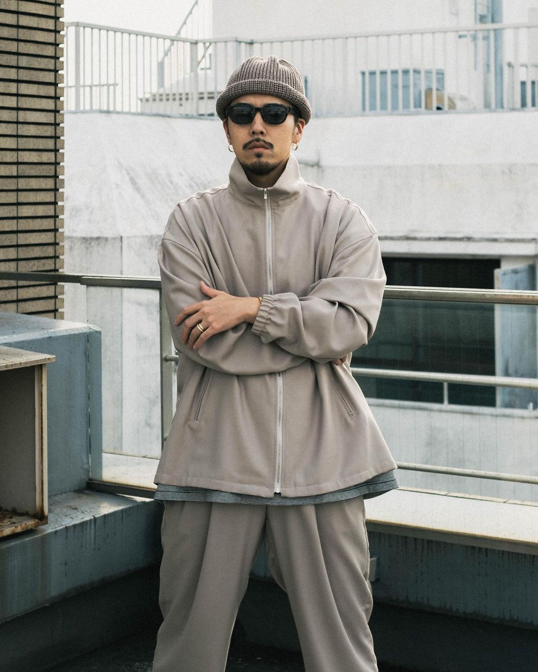 COOTIE PRODUCTIONS/T/W Gabardine Stand Collar Zip Up Jacket（Taupe