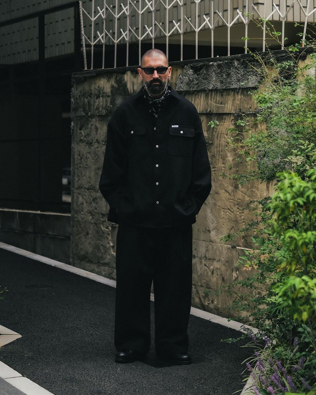 COOTIE PRODUCTIONS/Needle Punch Twill 1 Tuck Trousers（Black
