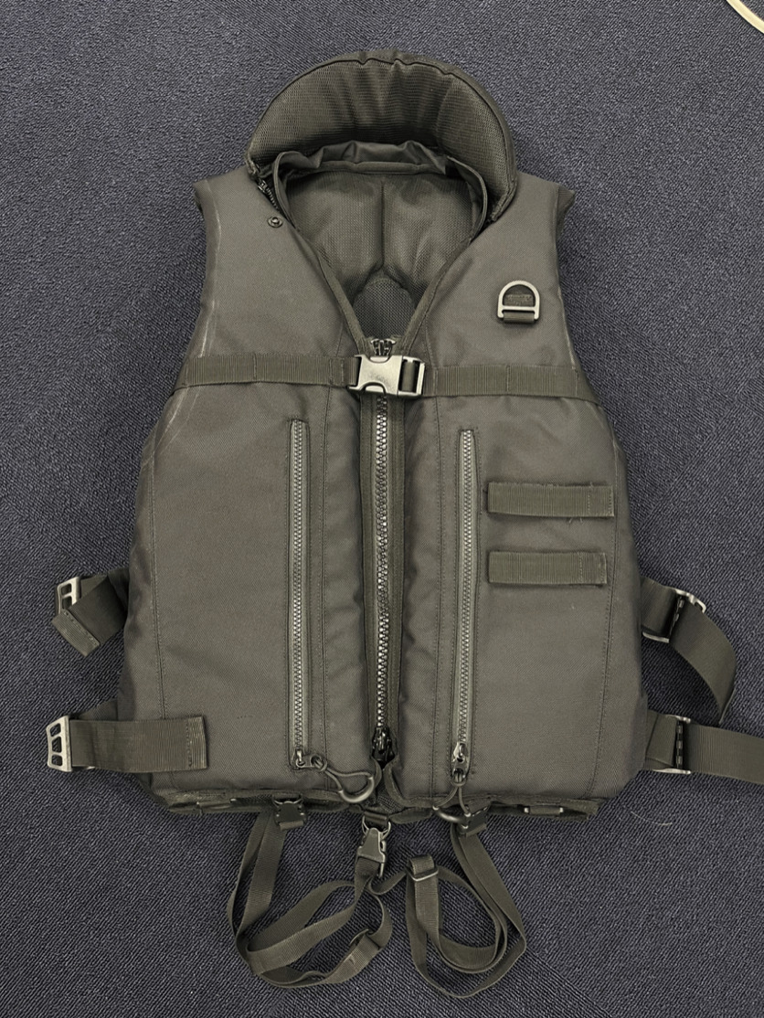 CiAN -Hollofil AIR™ RS VEST - SALT WATER 海釣り｜JACKALL