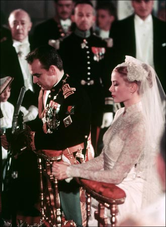 今日は何の日？】 1956年4月18日 グレース・ケリーがモナコ大公