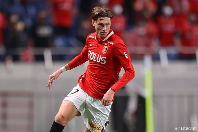 公式】浦和よりFWキャスパー ユンカーが期限付き移籍加入【名古屋