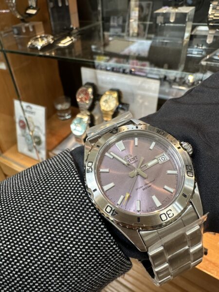 オリエント Mako 2024春夏モデルが入荷 | 時計・宝石の大西｜ 帯屋町
