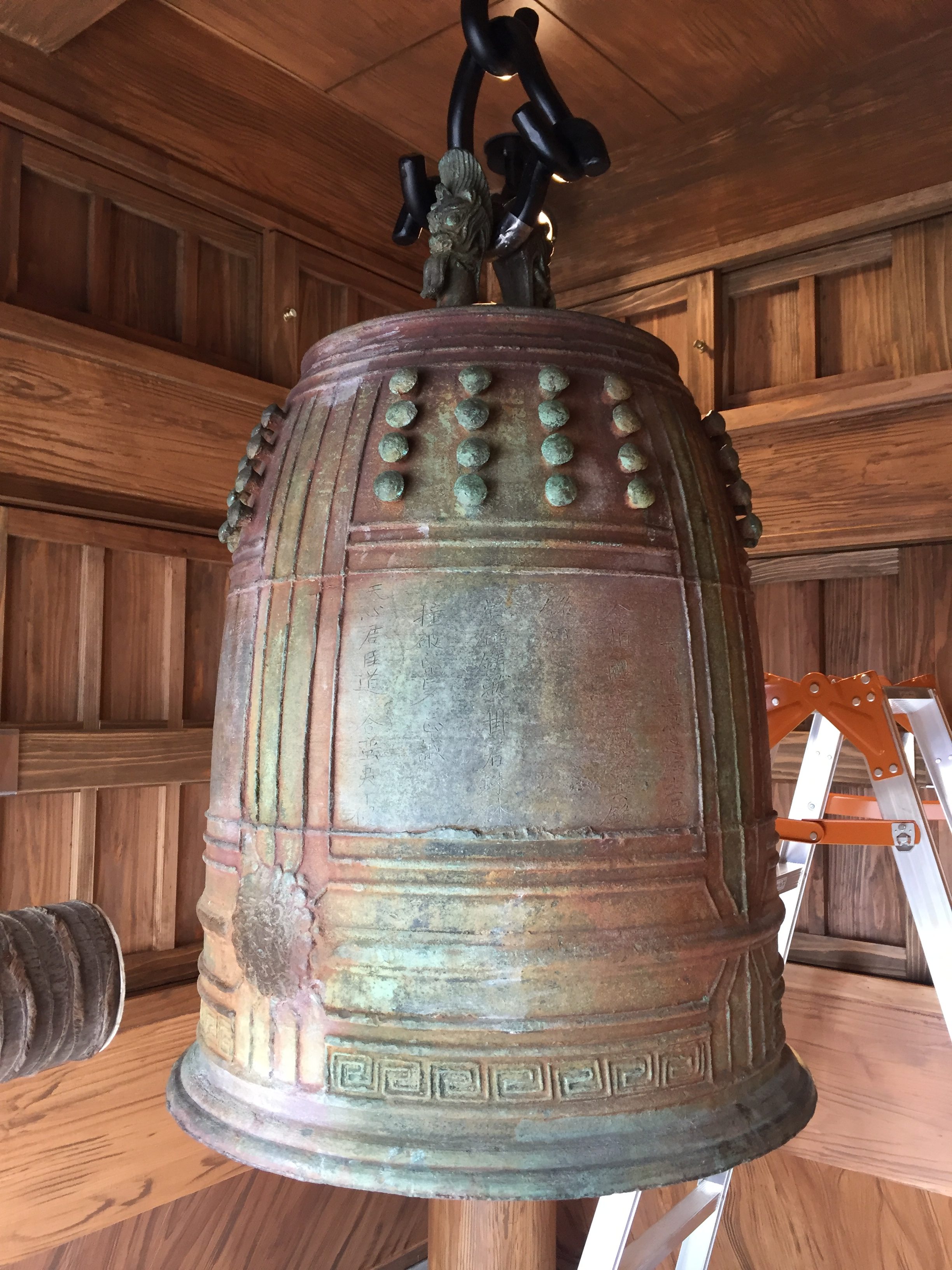 沖縄県立博物館の古鐘移動吊上げ ロープ撞木 | 梵鐘・仏像・銅像・寺院